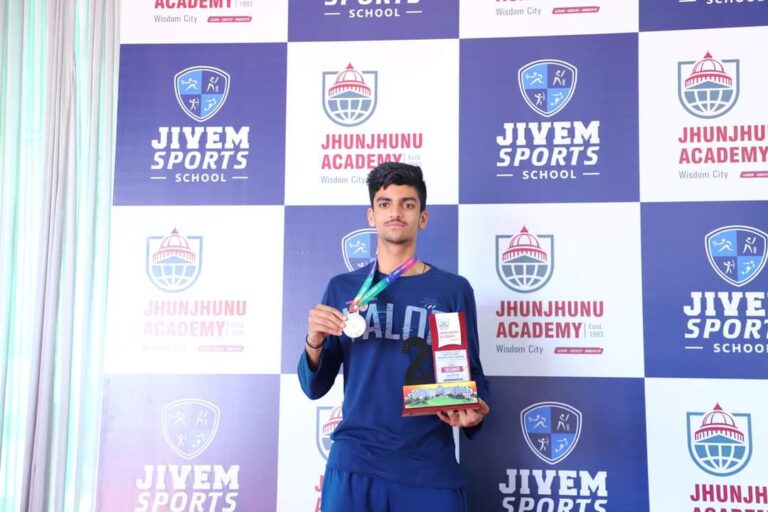 वंश शर्मा राष्ट्रीय विद्यालय बैडमिंटन प्रतियोगिता हेतु चयनित